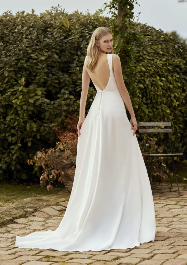 Robe de Mariée ATTRACTION White One Collection 2023| Paris