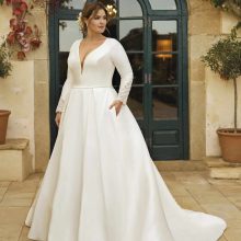 NOLANS Wedding Dress White one Collection 2024 Paris Boutique
