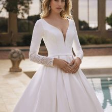 NOLANS Wedding Dress White one Collection 2024 Paris Boutique