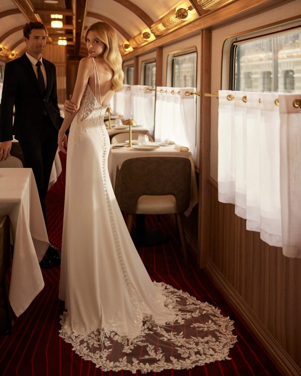 Robe de Mariée VANIL Aire Barcelona 2025| Mariée Parisienne