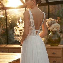 UMBERT Wedding Dress Aire Barcelona Collection 2025| Paris Boutique