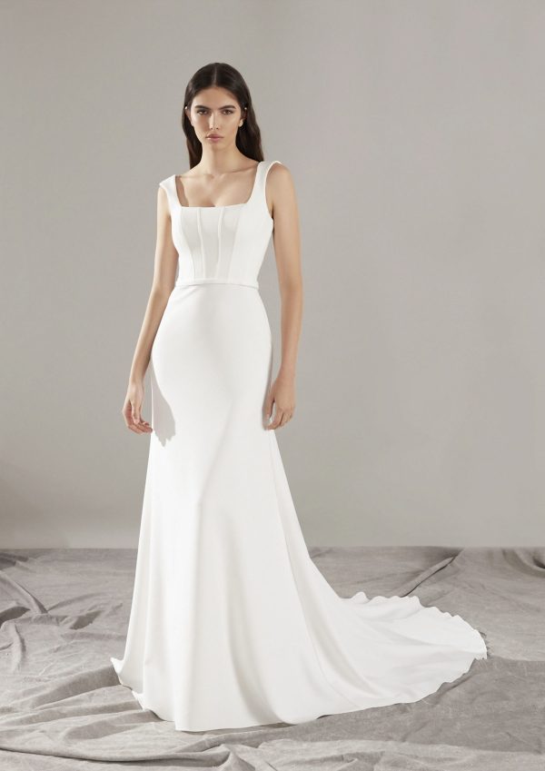 HOLANE  Wedding Dress Pronovias collection 2025| Boutique Paris