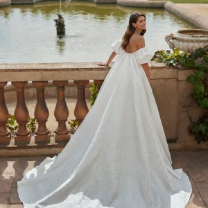 Robe de mariée DOBER ADRIANA ALIER collection 2025: Paris